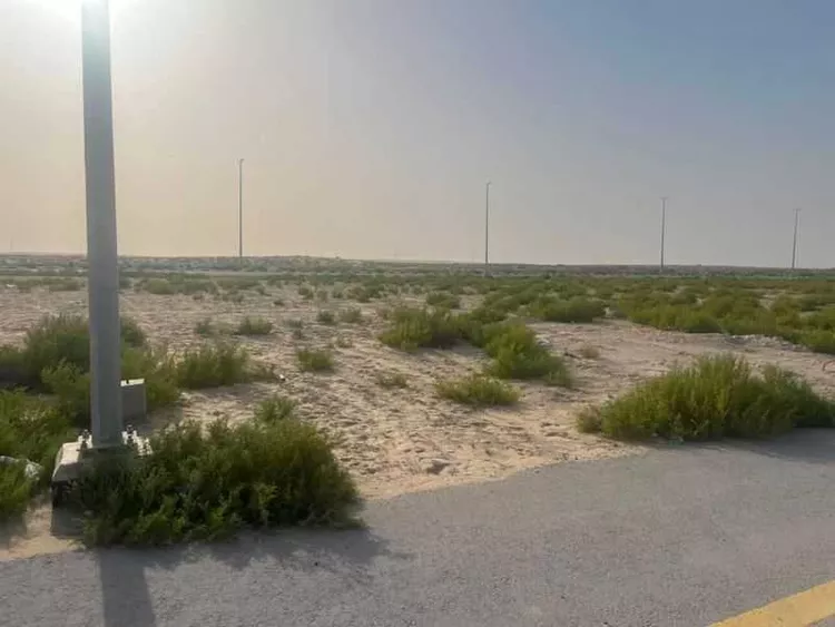 أرض للبيع في شارع انس بن أرقم, حي المطار, مدينة الدمام, المنطقة الشرقية