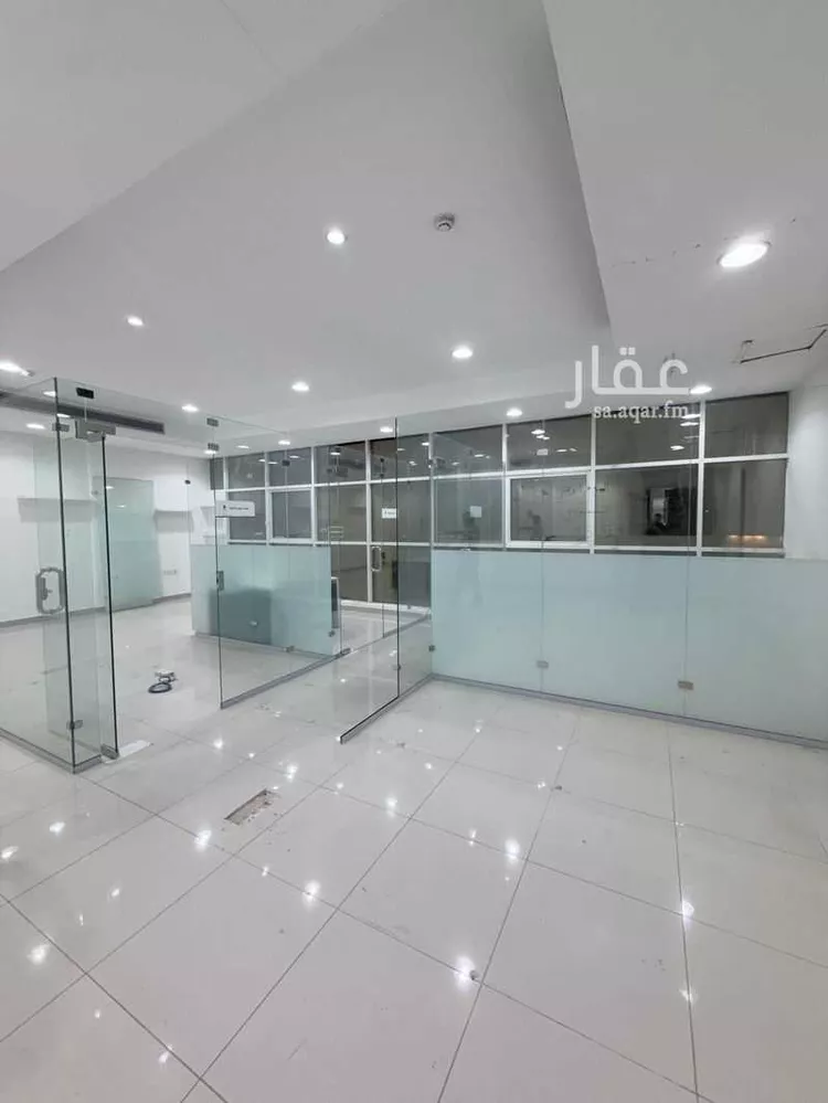 Building for Rent in Riyadh Al Qirawan