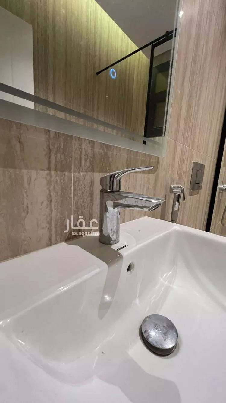 شقة للإيجار في شارع سفيان بن النضر, حي الحمراء, مدينة الخبر, المنطقة الشرقية صورة 4