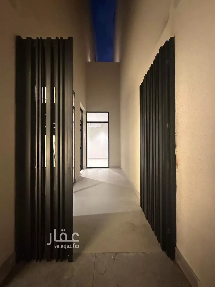 دور للبيع في شارع عبدالله بن ذهلان, حي العارض, مدينة الرياض, منطقة الرياض صورة 2