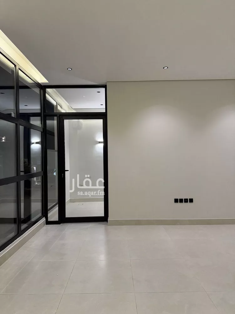 دور للبيع في شارع يحيى الثعلبي, حي الملز, مدينة الرياض, منطقة الرياض