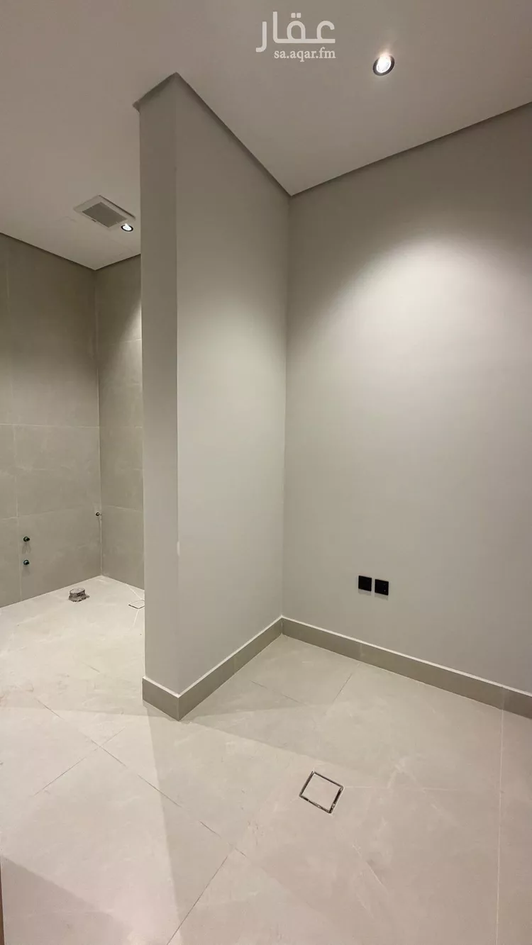 Floor for Sale in Riyadh Al Quds