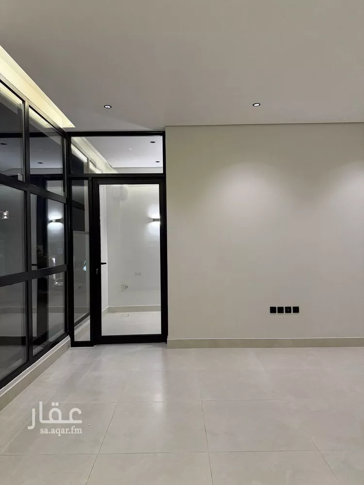 دور للبيع في شارع يحيى الثعلبي, حي الملز, مدينة الرياض, منطقة الرياض