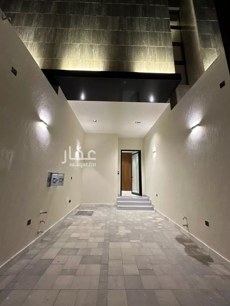 دور للبيع في شارع ابن الحلبي, حي الرفيعة, مدينة الرياض, منطقة الرياض صورة 3