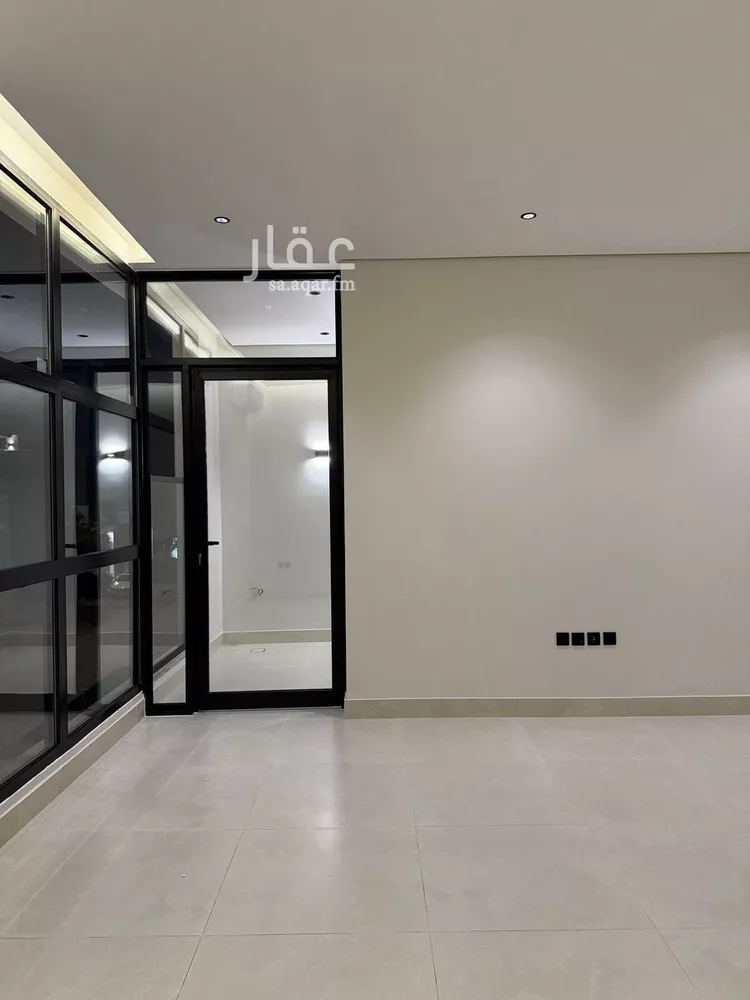 دور للبيع في شارع يحيى الثعلبي, حي الملز, مدينة الرياض, منطقة الرياض