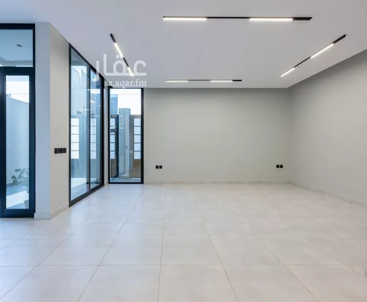 دور للبيع في شارع محمد بن أحمد بن أبي التائب, حي العارض, مدينة الرياض, منطقة الرياض صورة 5