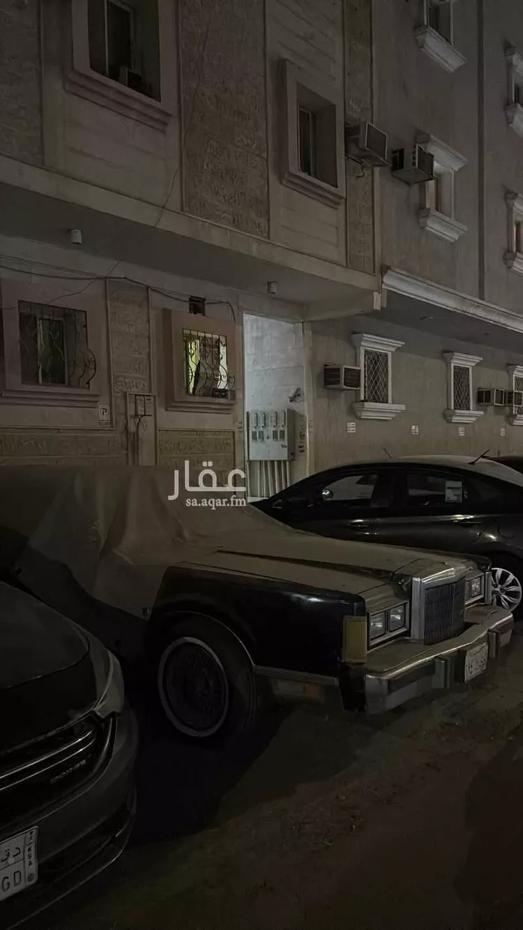 عمارة للبيع في شارع بريدة, حي الثقبة, مدينة الخبر, المنطقة الشرقية