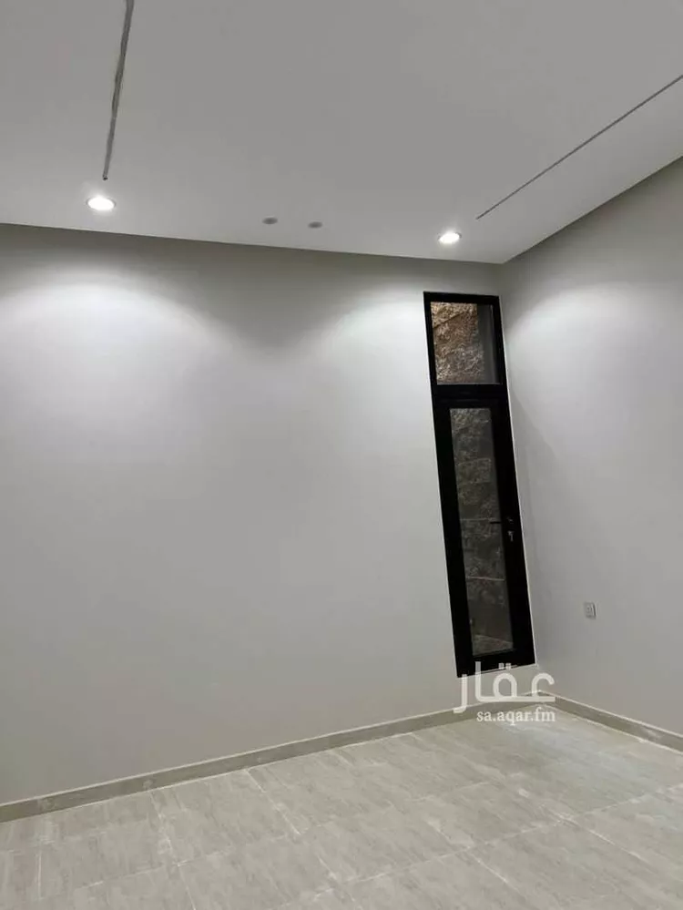 فيلا للبيع في شارع الربيع بن سليمان, حي الرمال, مدينة الرياض, منطقة الرياض 1 صورة