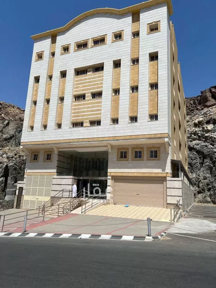 عمارة للبيع في حي العزيزية, مدينة مكه المكرمه, منطقة مكة المكرمة