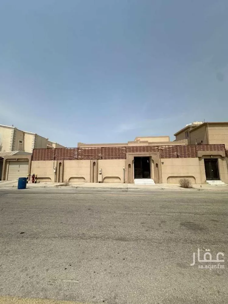 فيلا للبيع في شارع احمد بن حنبل ، حي الدوحة الشمالية ، الظهران ، الدمام