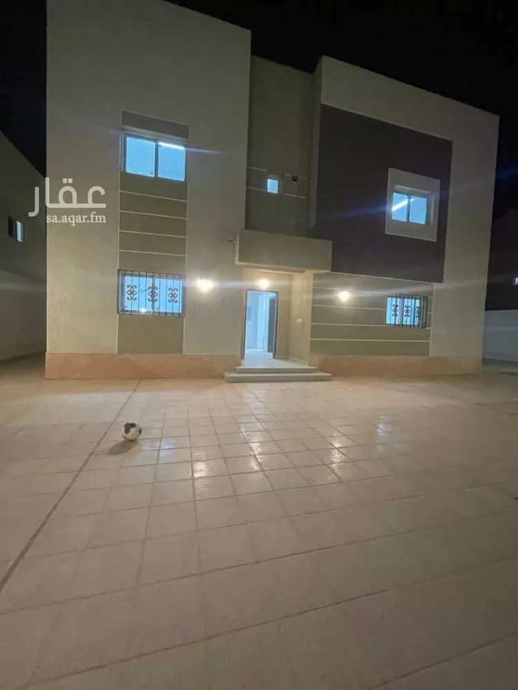 فيلا للبيع في شارع الحباب بن جزء بن عمرو الظفري ، حي الامير نايف ، المجمعة ، المجمعة