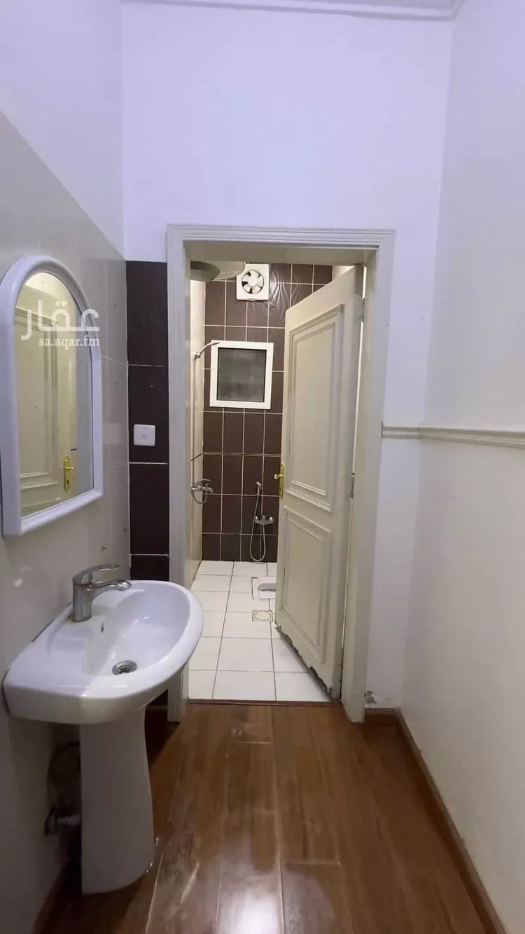 غرفة للإيجار في شارع عبدالله المويس ، حي الرمال ، الرياض ، منطقة الرياض صورة 4