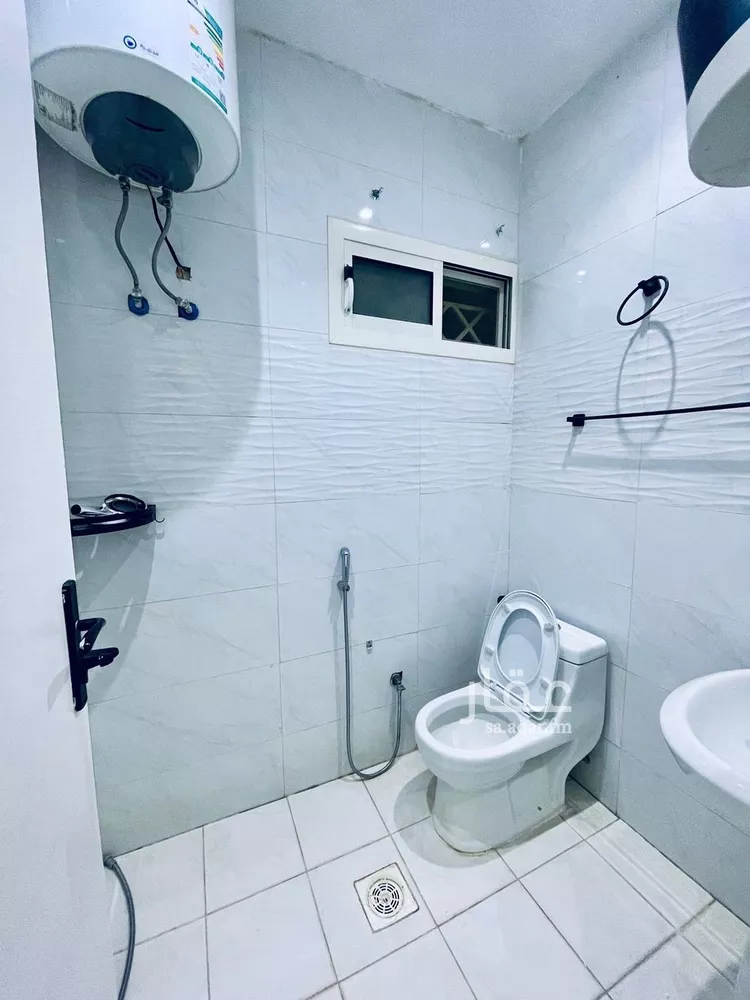 شقة للإيجار في شارع عبدالله بن شهيوين, حي الملقا, مدينة الرياض, منطقة الرياض صورة 4