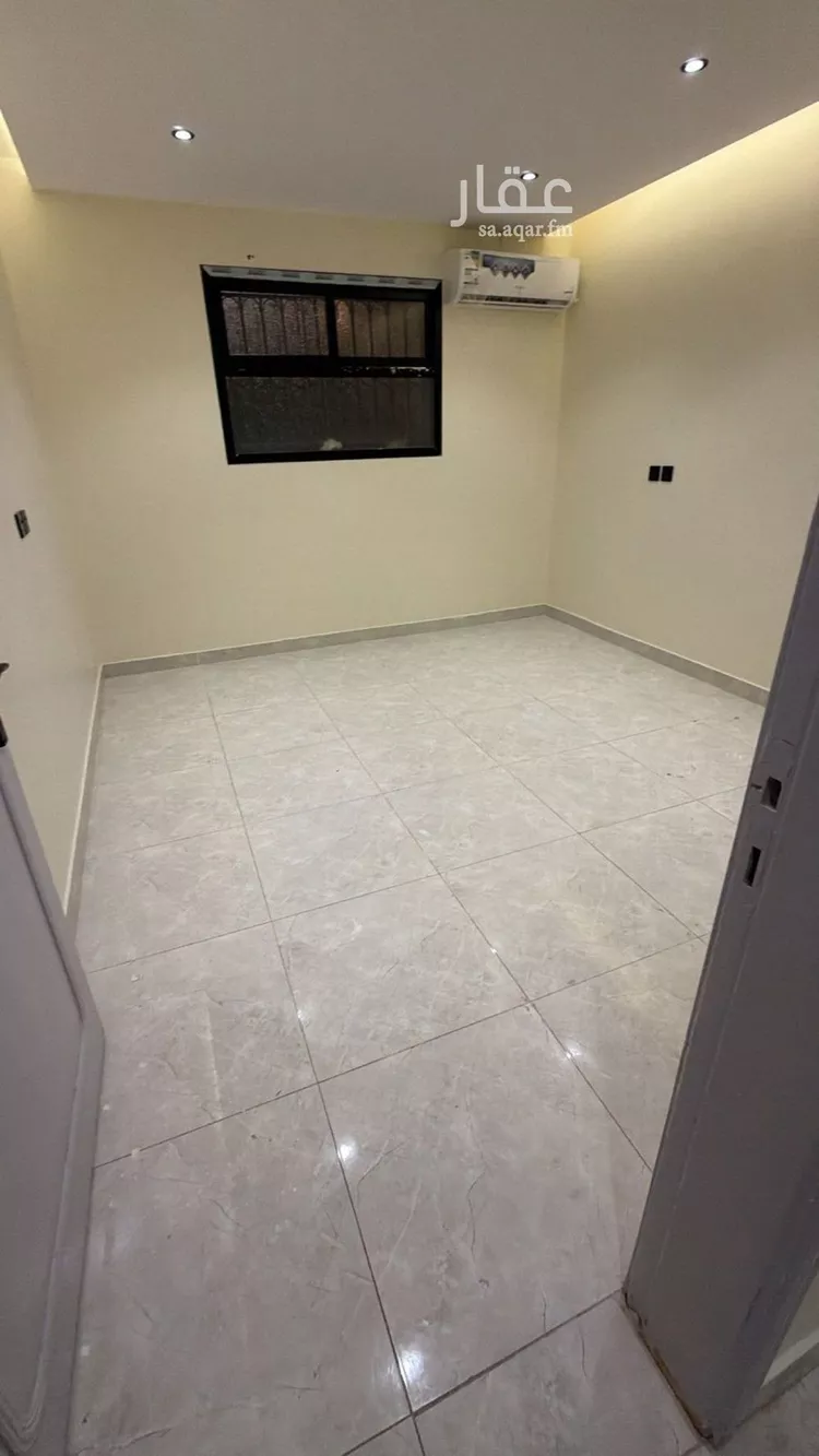شقة للإيجار في شارع ابن الغبيري, حي العزيزية, مدينة الرياض, منطقة الرياض صورة 2