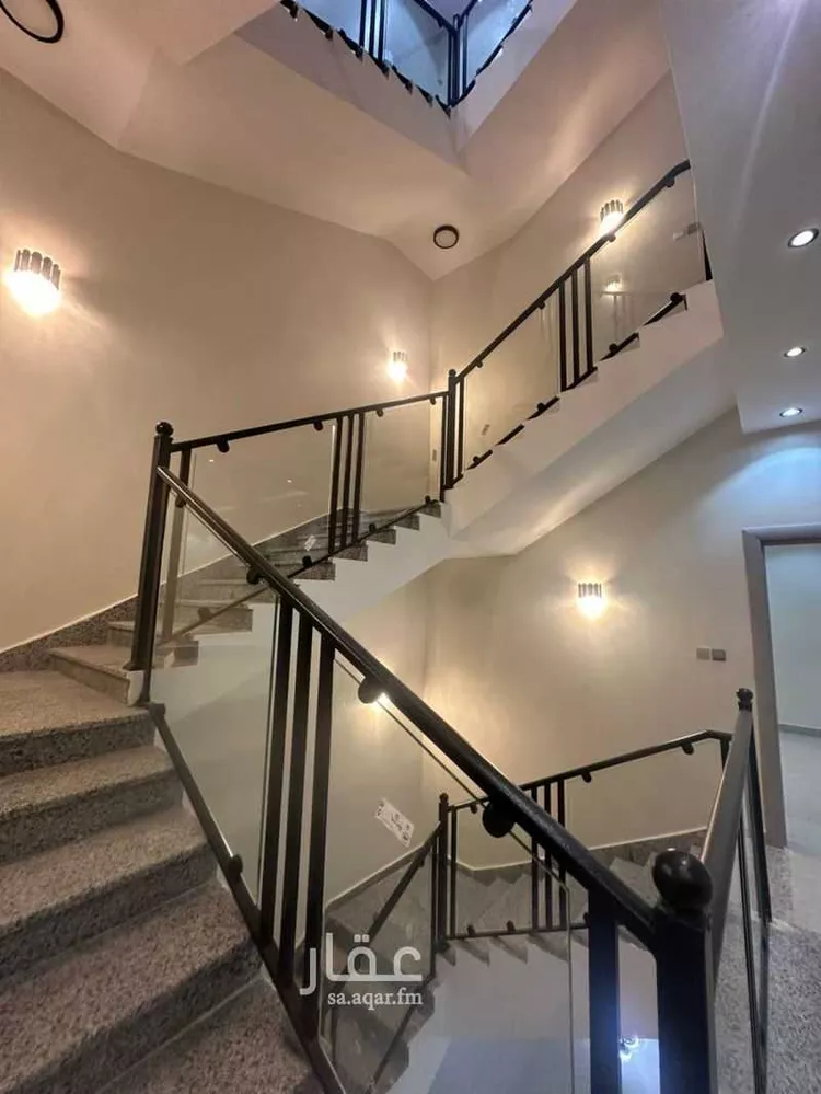 فيلا للبيع في شارع عبدالمجيد بن عبدالله عوده الحربي, حي نبلاء, مدينة المدينه المنوره, منطقة المدينة المنورة صورة 3
