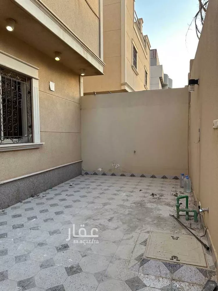 فيلا للبيع في شارع محمد بن شاكر الكتبي, حي النرجس, مدينة الرياض, منطقة الرياض صورة 2