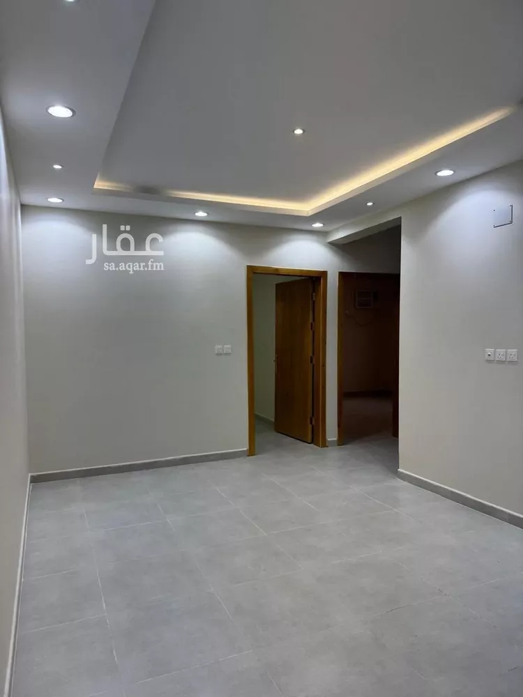 عمارة للإيجار في شارع سفيان بن وهب, حي المعارض, مدينة خميس مشيط, منطقة عسير صورة 3