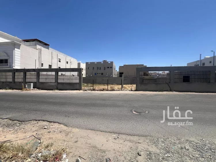 أرض للبيع في شارع  ابو داوود, حي الأخباب, مدينة امارة منطقة مكة المكرمة - الطائف, منطقة مكة المكرمة