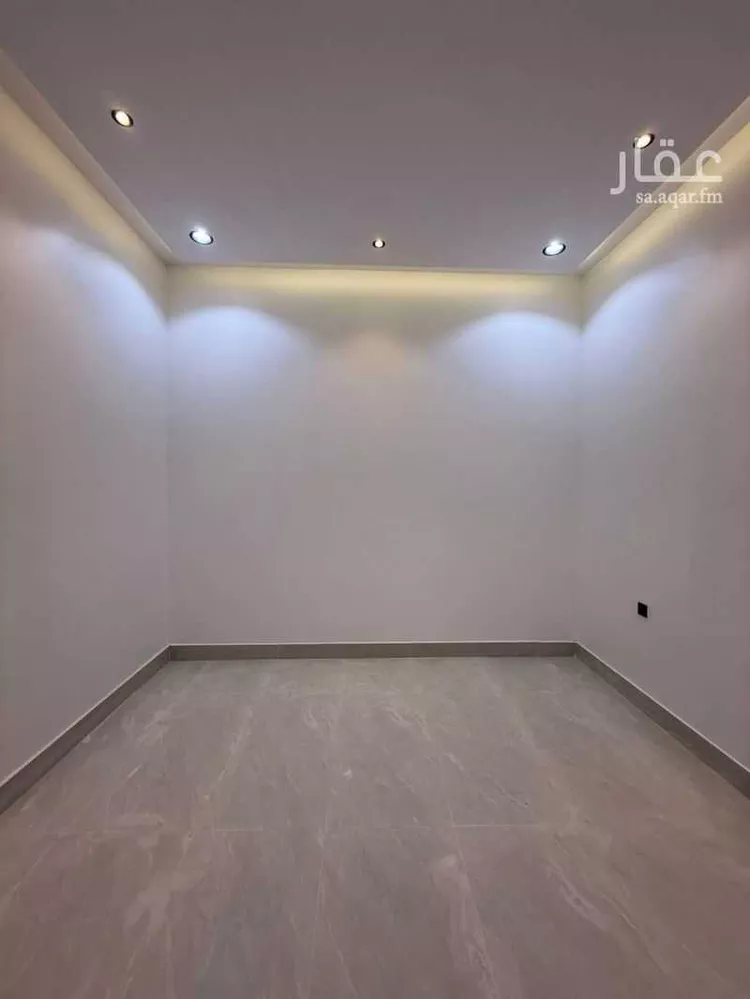 دور للبيع في شارع علي الحراني ، حي عريض ، الرياض ، منطقة الرياض 11