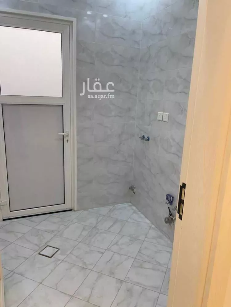 دور للبيع في شارع مزمه, حي الرياض, مدينة جدة, منطقة مكة المكرمة صورة 5