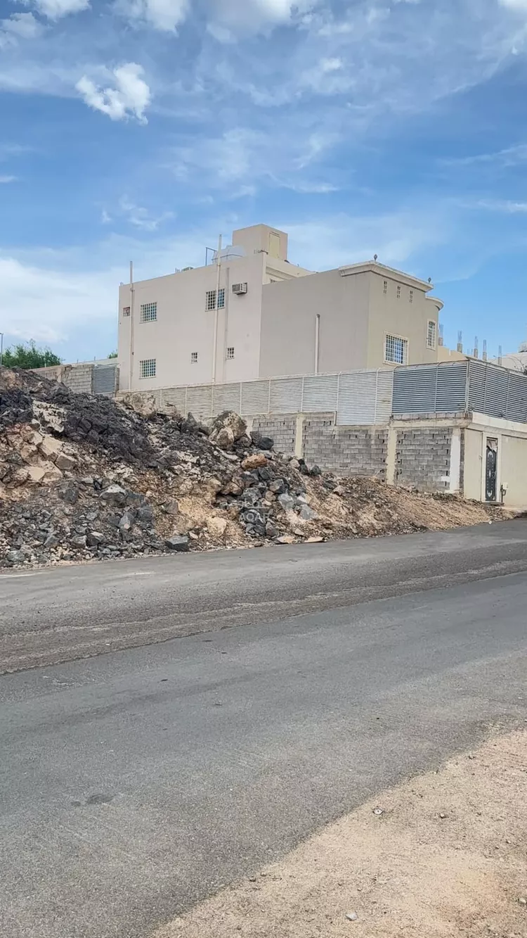 أرض للبيع في شارع عياض ابن غنم الفهري, حي الروابي, مدينة المدينة المنورة, منطقة المدينة المنورة 2