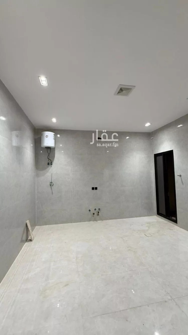 دور للبيع في شارع رقم 132, حي الجنادرية, مدينة الرياض, منطقة الرياض صورة 2