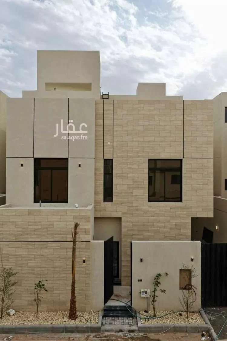 فيلا للبيع في شارع يوسف السيرافي, حي الرمال, مدينة الرياض, منطقة الرياض