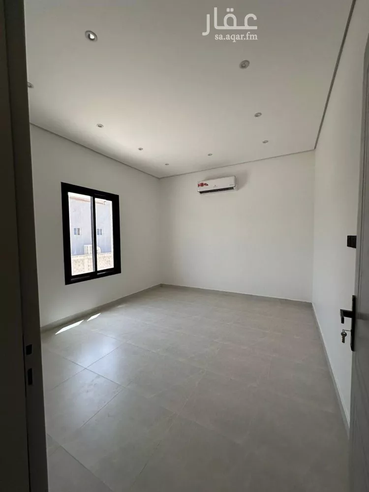 شقة للإيجار في شارع عمر الريس, حي الرمال, مدينة الرياض, منطقة الرياض 14