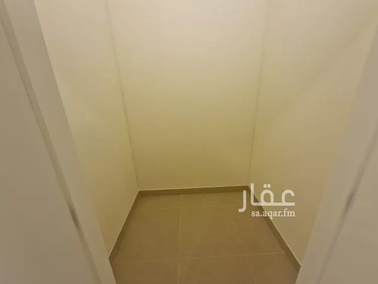 فيلا للبيع في شارع رقم 1072, حي سدرة, مدينة الرياض, منطقة الرياض 13