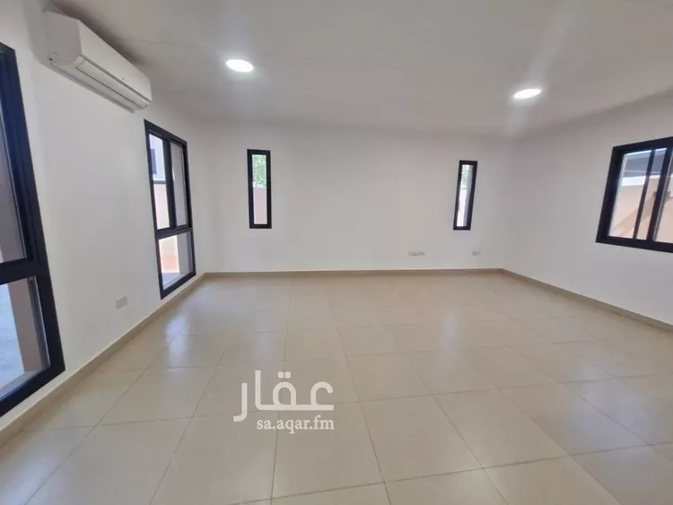 فيلا للإيجار في شارع رقم 1076, حي سدرة, مدينة الرياض, منطقة الرياض صورة 3