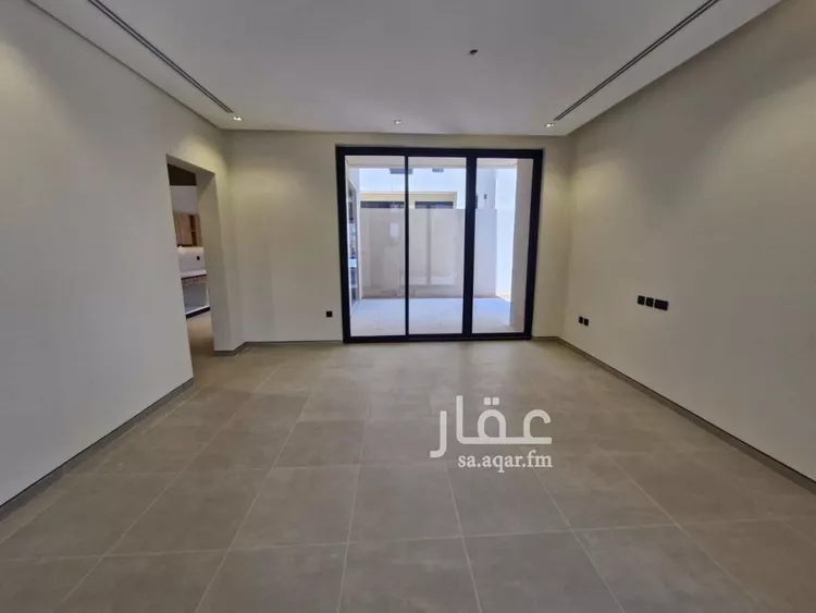 فيلا للإيجار في شارع رقم 1011, حي سدرة, مدينة الرياض, منطقة الرياض 4