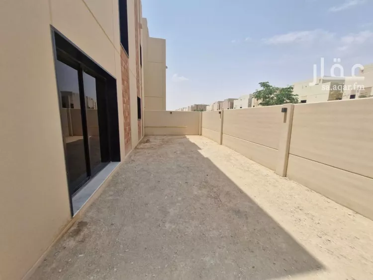 فيلا للإيجار في شارع رقم 2028, حي سدرة, مدينة الرياض, منطقة الرياض 6