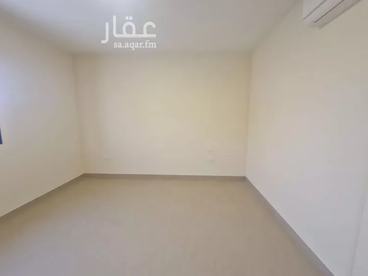 فيلا للإيجار في شارع رقم 2028, حي سدرة, مدينة الرياض, منطقة الرياض 25