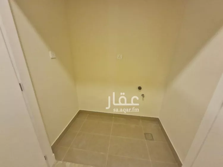 فيلا للإيجار في شارع رقم 2028, حي سدرة, مدينة الرياض, منطقة الرياض 26