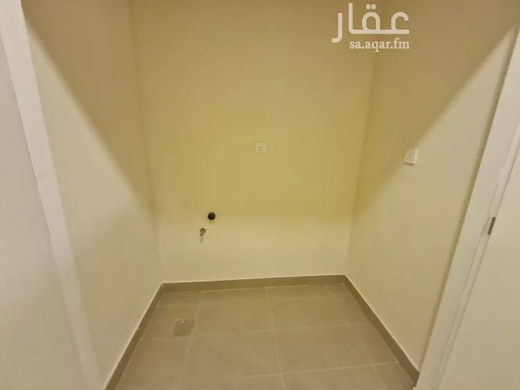 فيلا للإيجار في شارع رقم 2087, حي سدرة, مدينة الرياض, منطقة الرياض 18