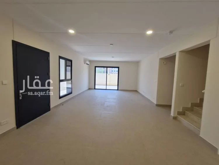 فيلا للإيجار في شارع رقم 2024, حي سدرة, مدينة الرياض, منطقة الرياض 17