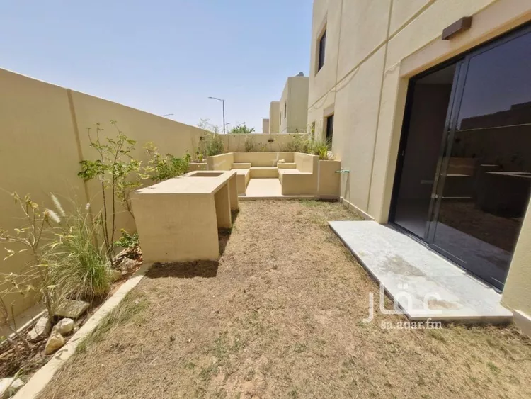 Villa for Rent in Riyadh Al Munsiyah 17