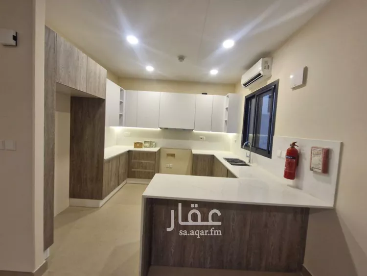 فيلا للإيجار في شارع رقم 2086, حي سدرة, مدينة الرياض, منطقة الرياض صورة 2