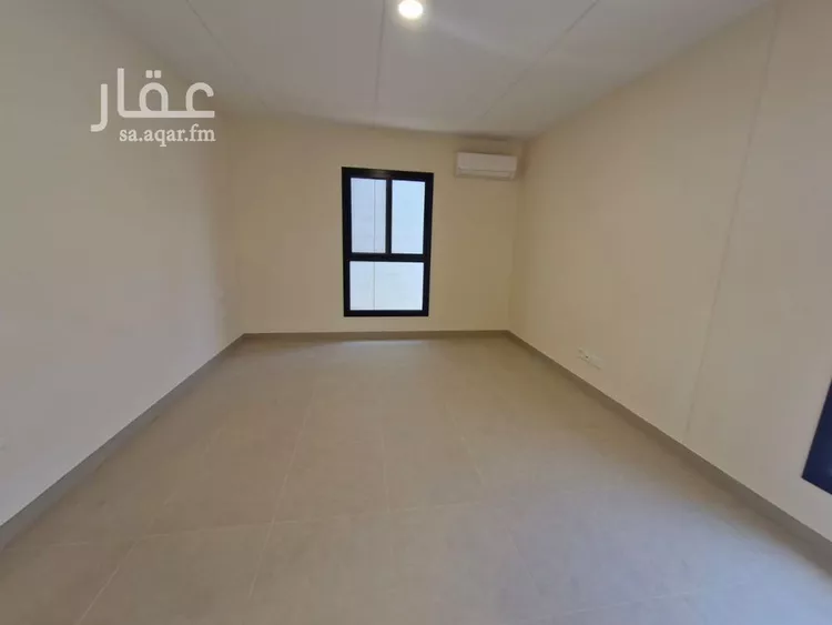 فيلا للإيجار في شارع رقم 2024, حي سدرة, مدينة الرياض, منطقة الرياض 18