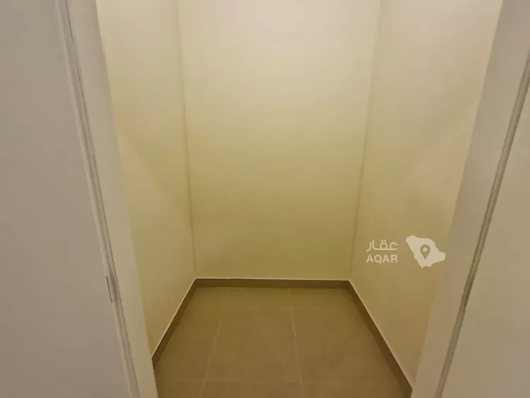 فيلا للإيجار في شارع رقم 2026, حي سدرة, مدينة الرياض, منطقة الرياض 18