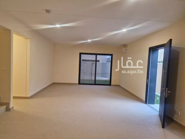 فيلا للإيجار في شارع رقم 2026, حي سدرة, مدينة الرياض, منطقة الرياض صورة 2