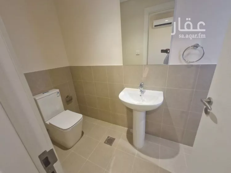 فيلا للبيع في شارع رقم 2022, حي سدرة, مدينة الرياض, منطقة الرياض صورة 4