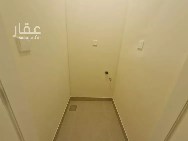 فيلا للإيجار في شارع رقم 2021, حي سدرة, مدينة الرياض, منطقة الرياض صورة 4