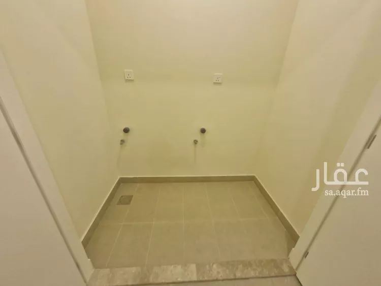فيلا للإيجار في شارع رقم 2026, حي سدرة, مدينة الرياض, منطقة الرياض 6