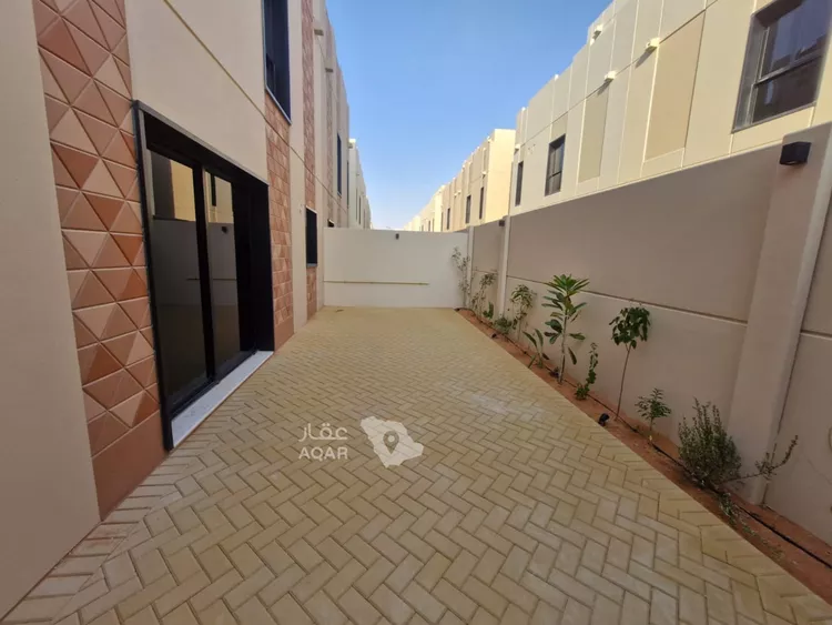 فيلا للإيجار في شارع رقم 2086, حي سدرة, مدينة الرياض, منطقة الرياض صورة 2