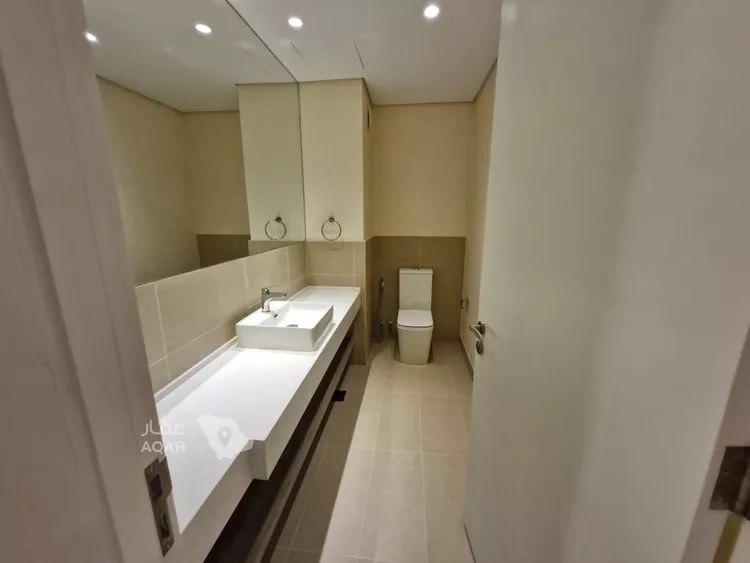 فيلا للإيجار في شارع رقم 2063, حي سدرة, مدينة الرياض, منطقة الرياض 18