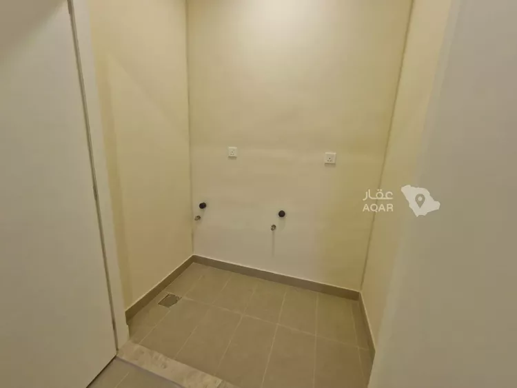 فيلا للبيع في شارع رقم 2085, حي سدرة, مدينة الرياض, منطقة الرياض 12