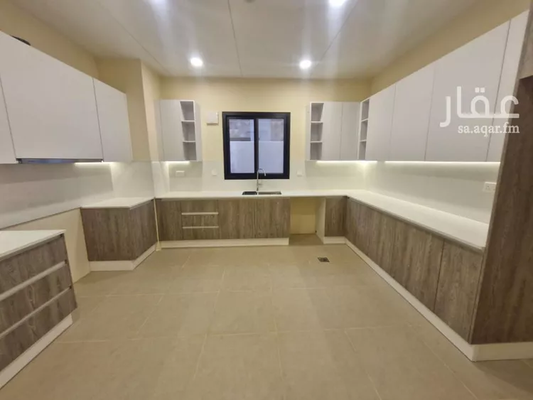فيلا للإيجار في شارع رقم 2026, حي سدرة, مدينة الرياض, منطقة الرياض 18