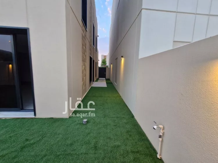 فيلا للإيجار في شارع رقم 2024, حي سدرة, مدينة الرياض, منطقة الرياض 2