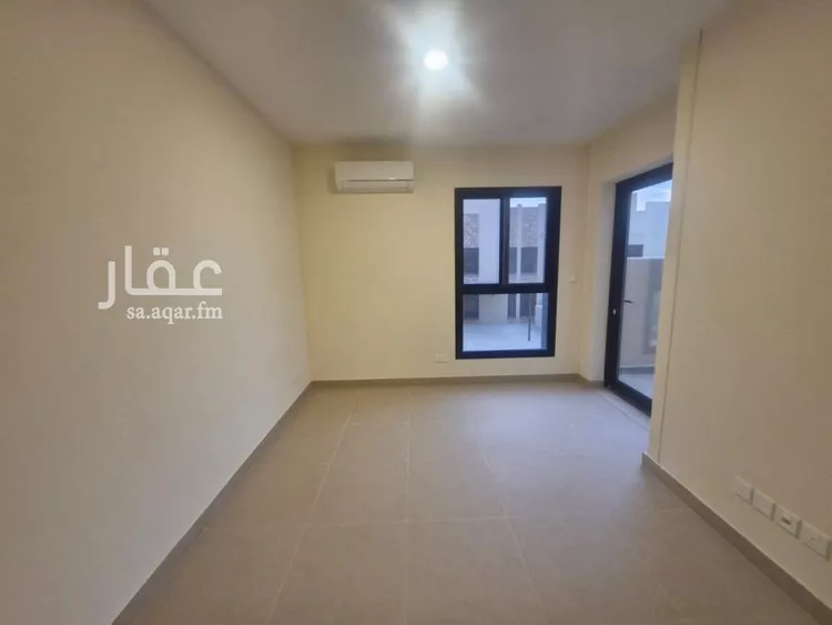 فيلا للإيجار في شارع رقم 2026, حي سدرة, مدينة الرياض, منطقة الرياض 8
